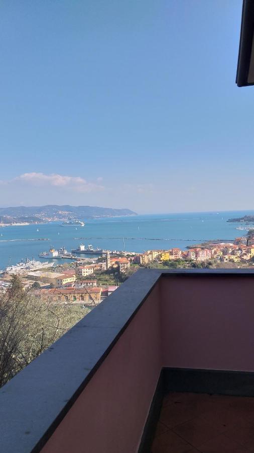 Villa Il Pettirosso Специя Екстериор снимка