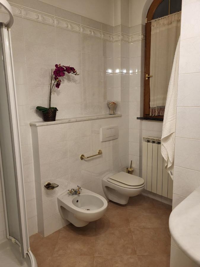 Villa Il Pettirosso Специя Екстериор снимка