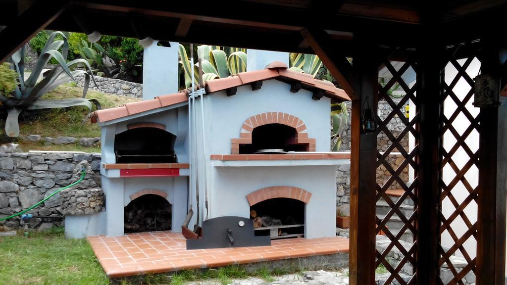 Villa Il Pettirosso Специя Екстериор снимка