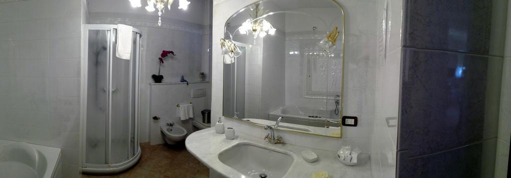 Villa Il Pettirosso Специя Екстериор снимка